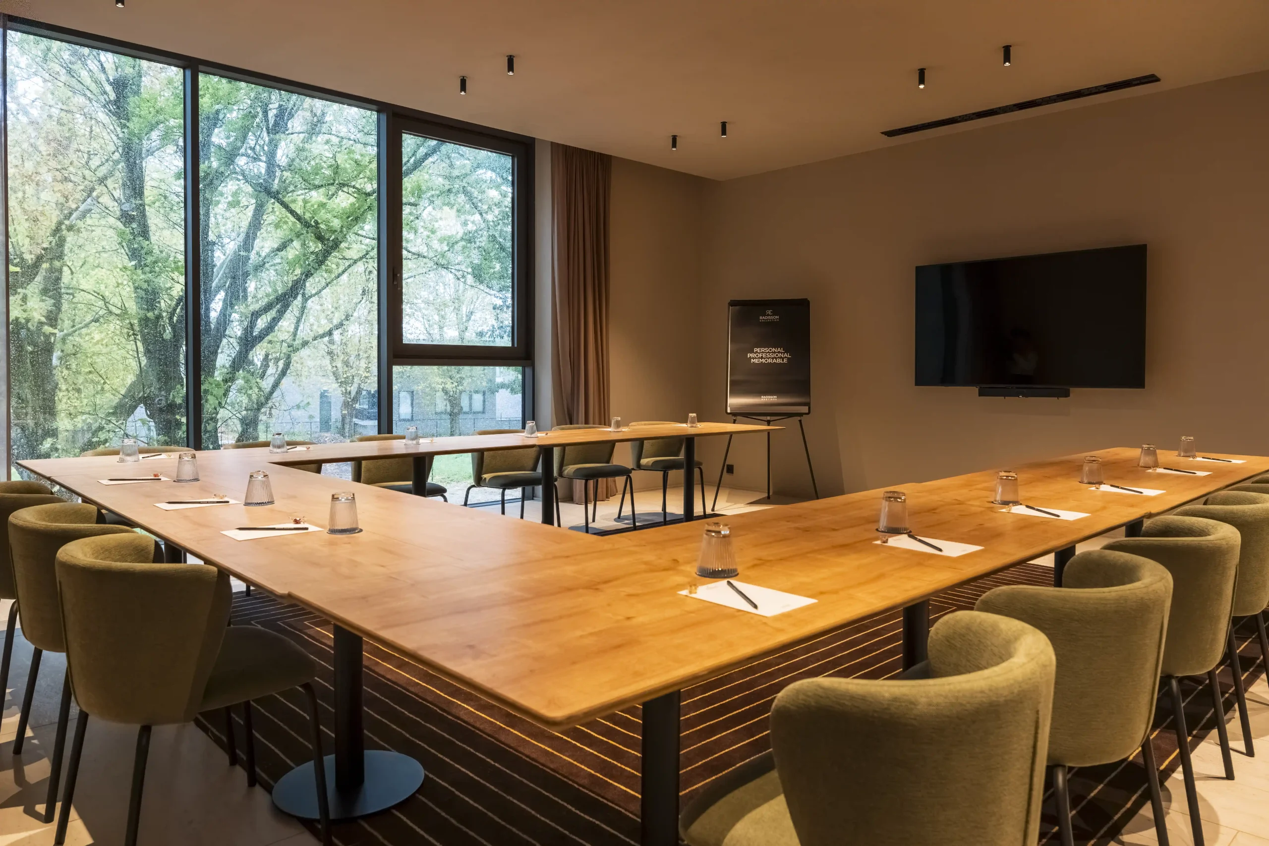 the_plane_tree_radisson