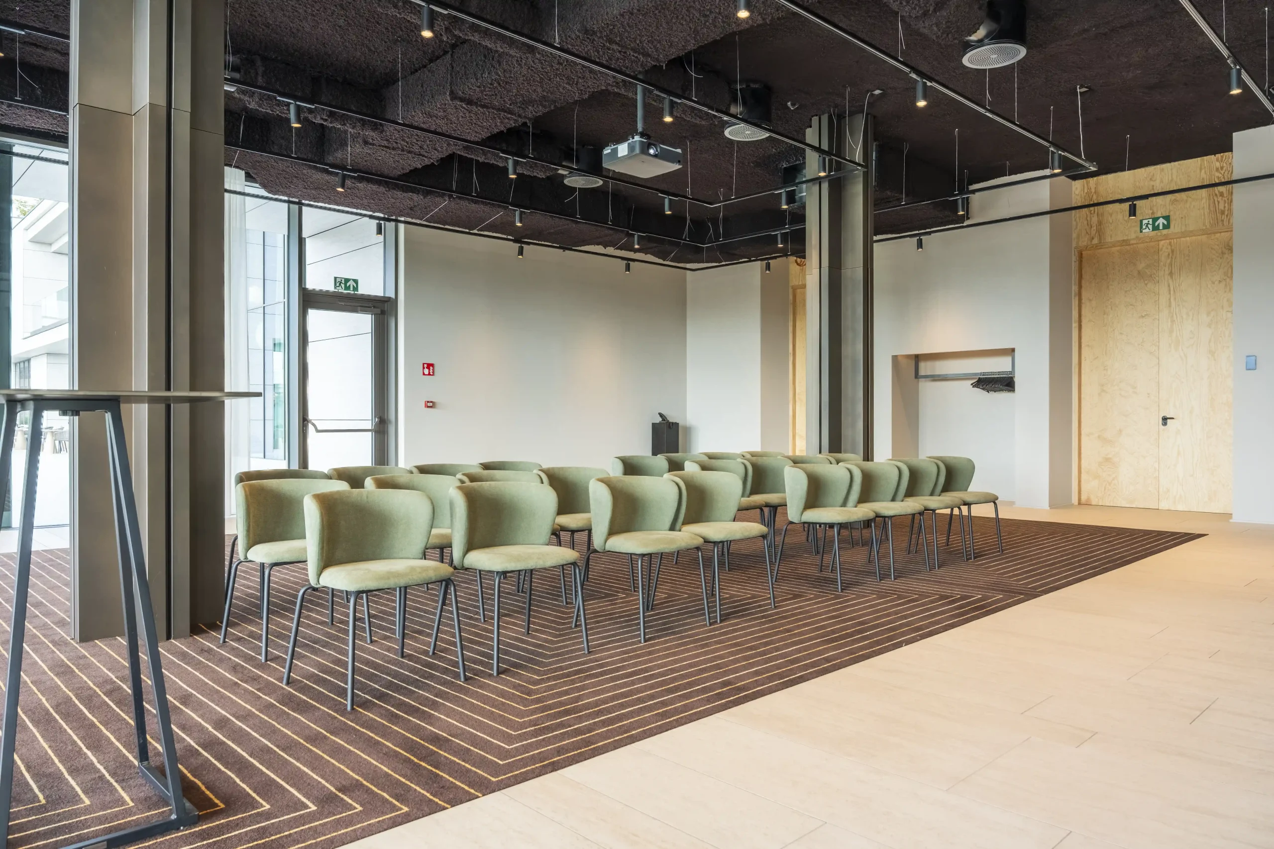 the_serpentine_radisson